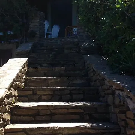 La Finestra Su 2 Apartment